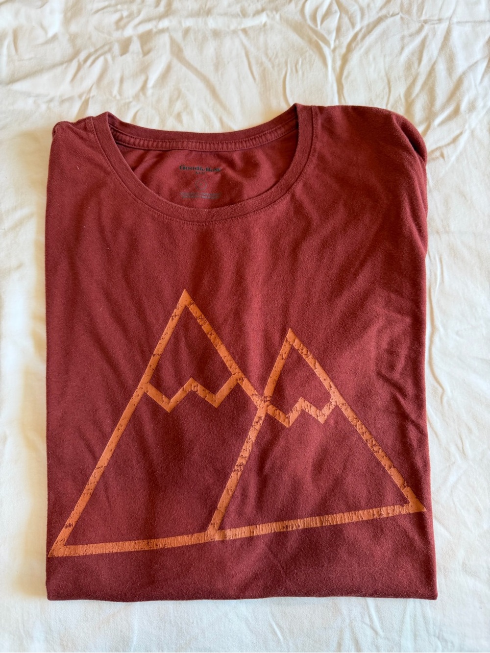 Goodfellow & Co Maroon Tee with Orange Mountain Print